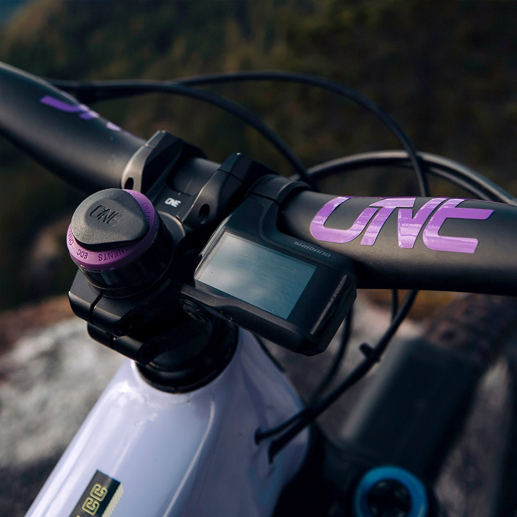 OneUp carbon-e-bar-handlebar-bundle image 53751282663796