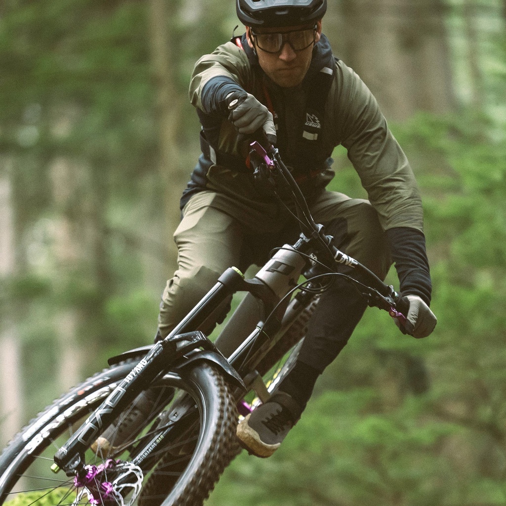 OneUp v2-carbon-handlebar image 53649656906100