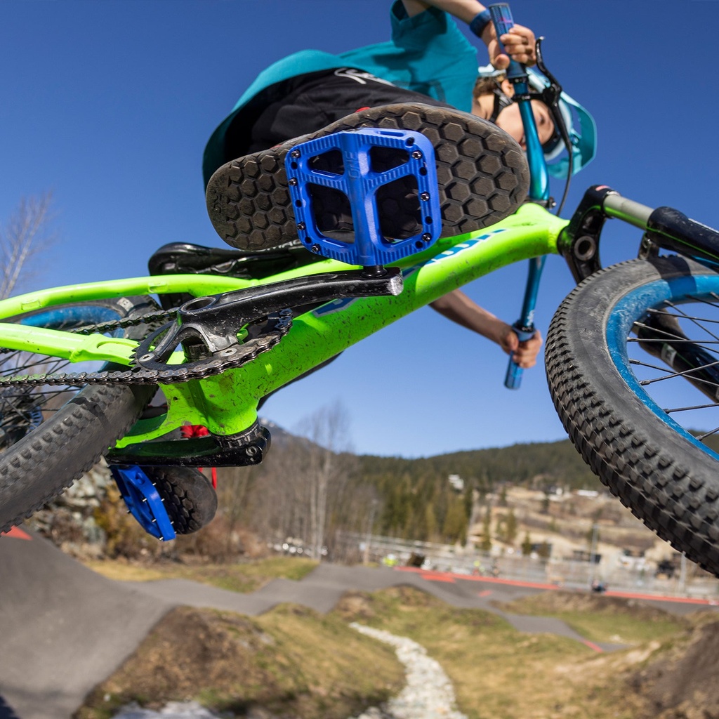 OneUp Gallery 2 - OneUpComponents_SmallCompPedals_BLU_OnBike1.jpg