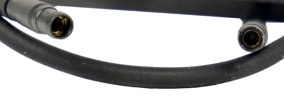 shimano-di2-ew-sd300-e-tube-cable-2.webp