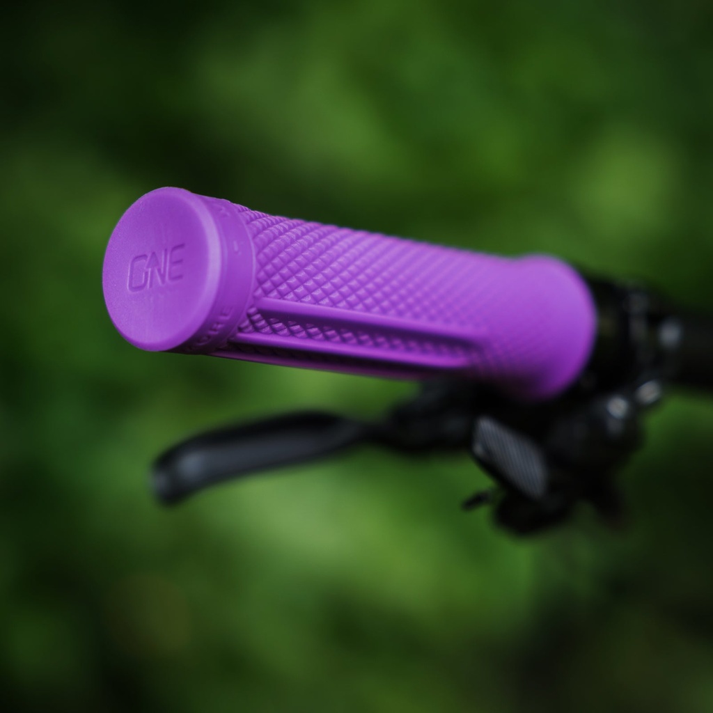 OneUp grips 46644142375136