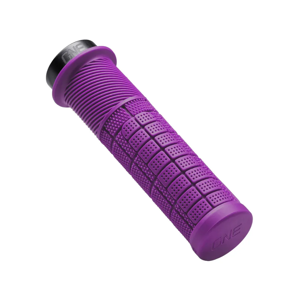 [1C0845PUR] Thick Lock-on Grips (Morada)