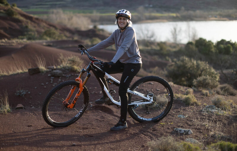 PANTALÓN COMMENCAL NEGRO/GRIS - Imagen 10