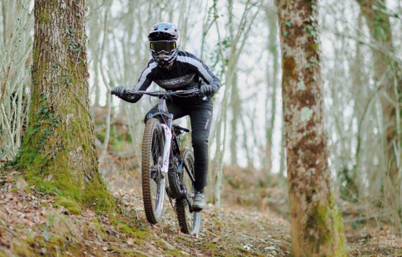 PANTALÓN COMMENCAL DH NEGRO - Imagen 3