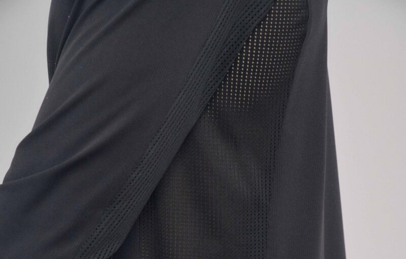 JERSEY COMMENCAL LIGHTECH MANGA LARGA CORPORATE BLACK - Imagen 7