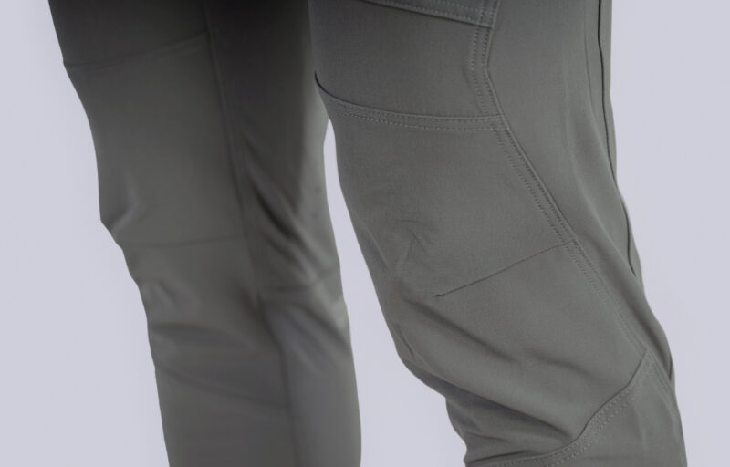 PANTALÓN DE ENDURO COMMENÇAL GRIS - Imagen 4