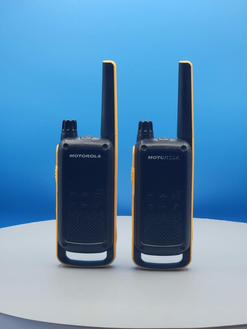 Radio bidireccional Motorola Solutions Talkabout T475 Extreme, paquete de dos walkie-talkies recargables - Imagen 6