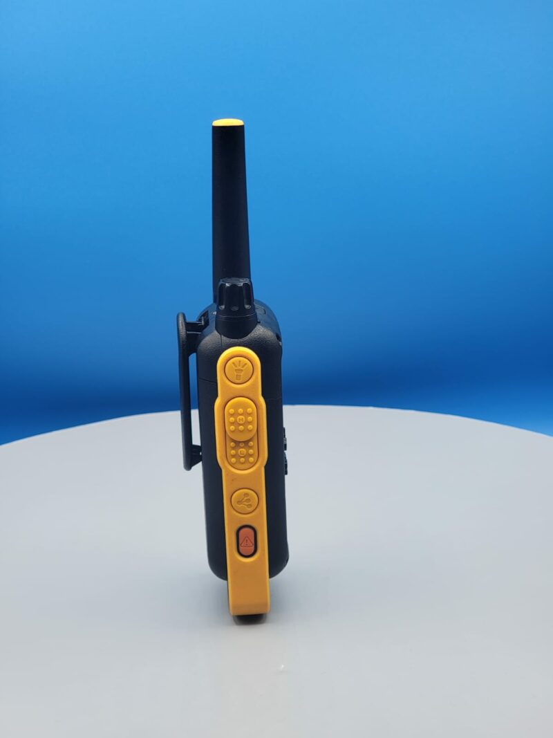 Radio bidireccional Motorola Solutions Talkabout T475 Extreme, paquete de dos walkie-talkies recargables - Imagen 3