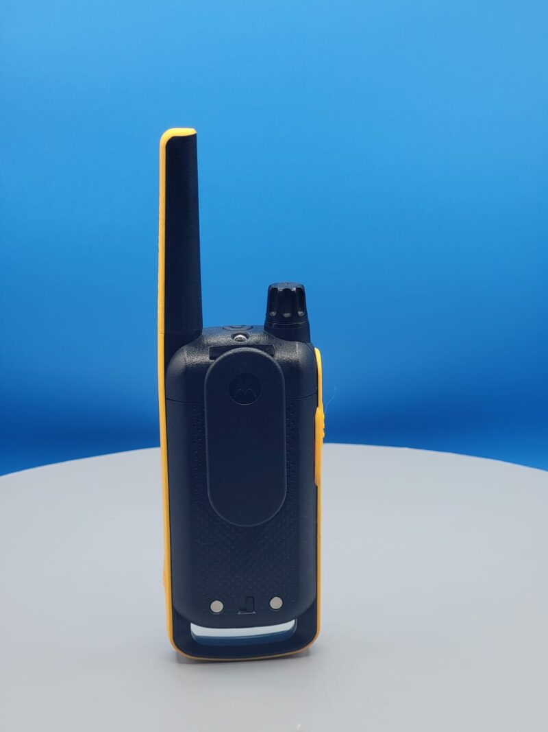 Radio bidireccional Motorola Solutions Talkabout T475 Extreme, paquete de dos walkie-talkies recargables - Imagen 4