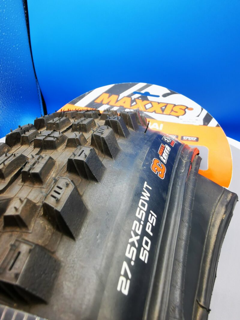 LLANTA MAXXIS ASSEGAI 27.5X2.50T - Imagen 2