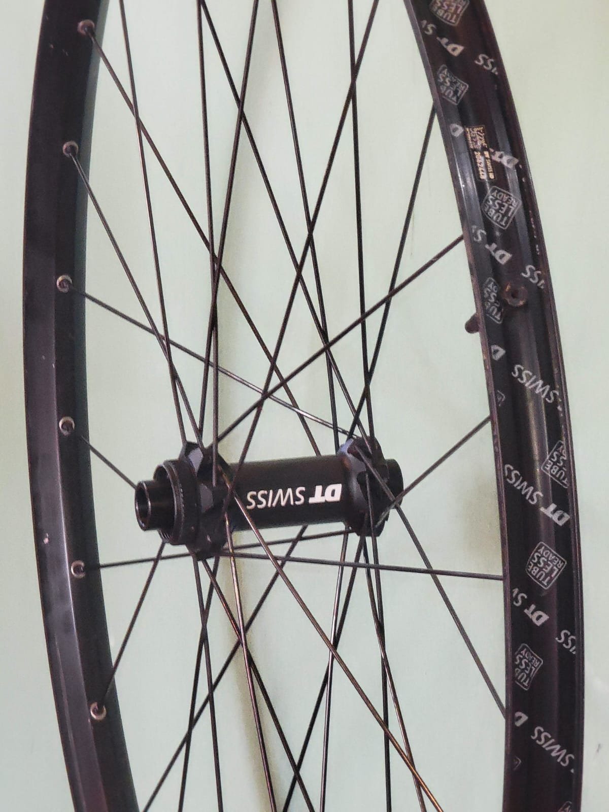 DT SWISS M502 Ruedas 29er (nuevas) 28H Boost Shimano Microspline - Imagen 3