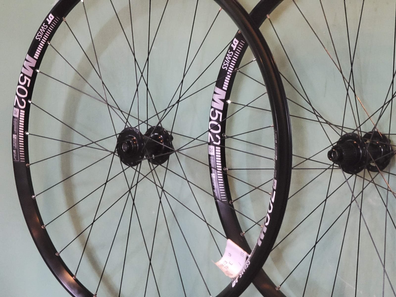 DT SWISS M502 Ruedas 29er (nuevas) 28H Boost Shimano Microspline - Imagen 5
