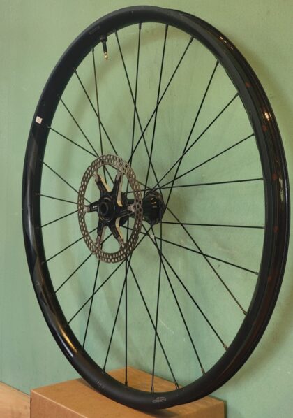 Aro GIANT 27.5